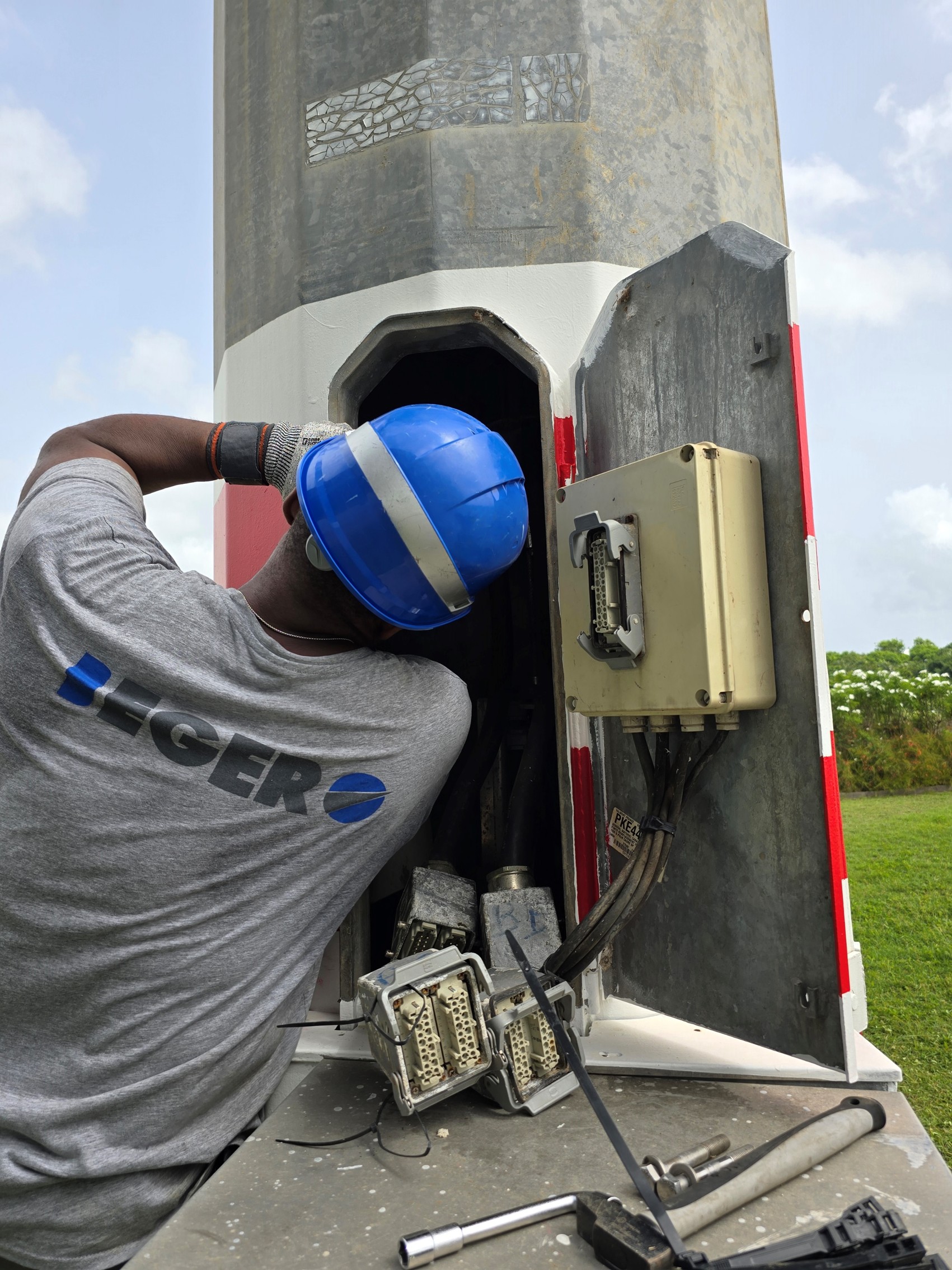 Chantier réalisé par EGER Guadeloupe au vélodrome.